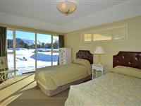 2 Bedroom Apartment Bedroom - Mantra Lake Tekapo