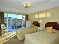 3 Bedroom Apartment Bedroom - Mantra Lake Tekapo