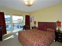 3 Bedroom Apartment Bedroom - Mantra Lake Tekapo